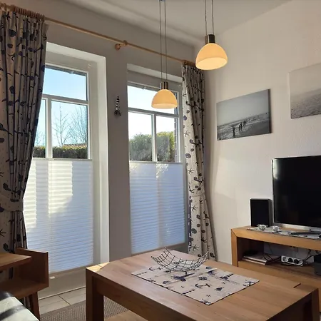 Gemuetliche Doppelhaushaelfte In Apartment *