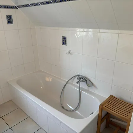 Gemuetliche Doppelhaushaelfte In * Burhave