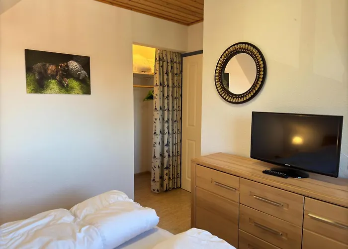 Gemuetliche Doppelhaushaelfte In * Burhave